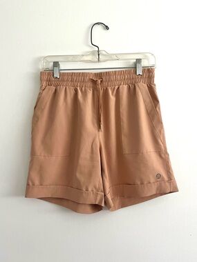 Mondetta Outdoor Project Women’s Light Brown Elastic Waist 6” Activewear Shorts